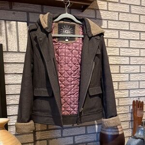 UGG Jacket XL